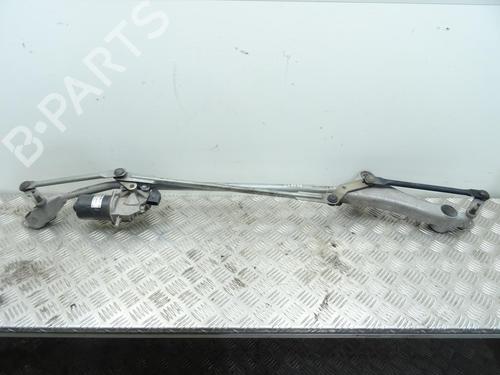 Used Front wiper motor MERCEDES-BENZ A-CLASS (W169) A 180 CDI (169.007, 169.307) (109 hp) 24313570
