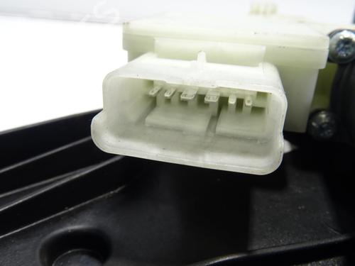 Used Rear right window mechanism Rear right window mechanism RENAULT CLIO V (B7_) 1.0 TCe 90 (B7MT) (91 hp) 32325410 32325410