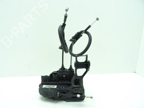 front-left-lock-hyundai-santa-fe-ii-cm-2005-2006-2007-2008-2009-2010-2011-2012-2013-2014-2015-31828285 main image