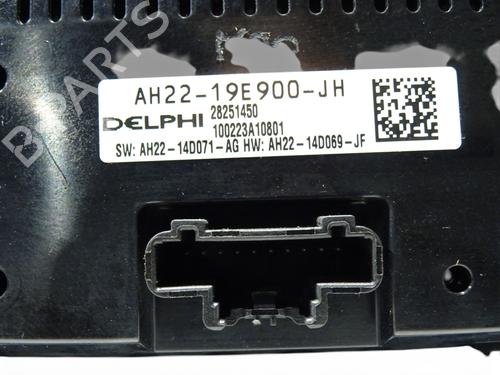 Used Climate control Climate control 37185039 37185039