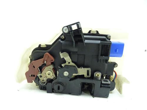 Rear left lock VW TOURAN (1T1, 1T2) 2.0 TDI | BP26177124C100 