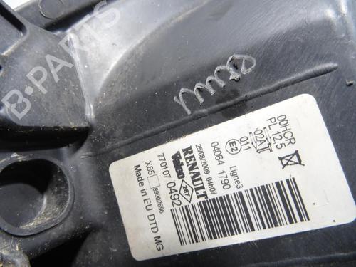 Right headlight RENAULT CLIO III (BR0/1, CR0/1) 1.5 dCi (BR17, CR17) | BP29405301C29 