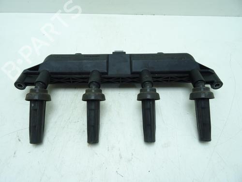 Used Ignition coil CITROËN SAXO (S0, S1) 1.4 VTS (75 hp) 26738320