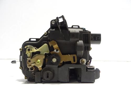 Rear left lock VW PASSAT B5.5 Variant (3B6) 1.9 TDI | BP28172376C100 