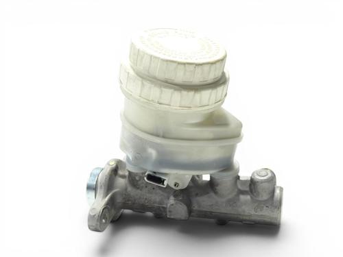 Used Brake master cylinder Brake master cylinder MITSUBISHI L200 / TRITON (KA_T, KB_T) 2.5 DI-D 4WD (KB4T) (178 hp) 35961559 35961559