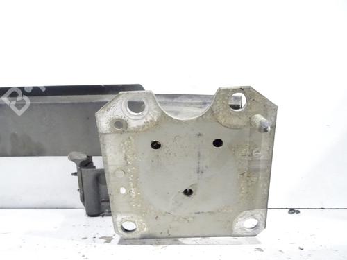 Used Front bumper reinforcement Front bumper reinforcement 32171645 32171645