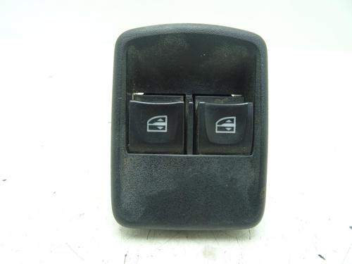 Venstre fortil elrude kontakt Venstre fortil elrude kontakt DACIA LODGY (JS_) 1.2 TCe (JSAY, JSM0) (115 hp) 33946645 33946645