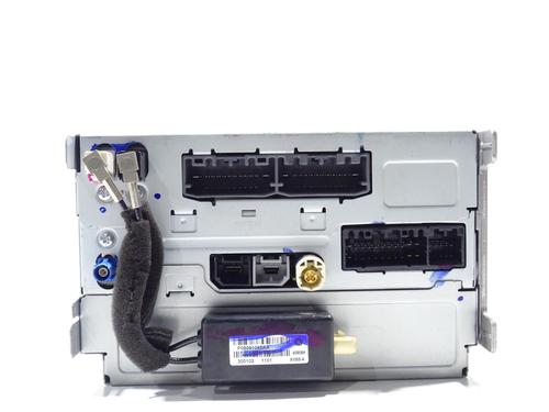 Used Radio Radio FIAT FREEMONT (345_) 2.0 JTD 4x4 (170 hp) 21005821 21005821