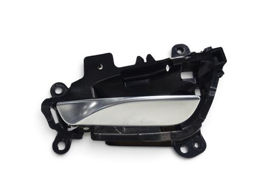 Used Front left interior door handle Front left interior door handle 39384125 39384125