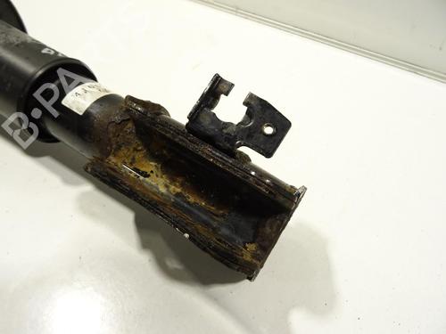 Used Left front shock absorber Left front shock absorber SUZUKI GRAND VITARA I (FT, HT) 2.0 HDI 110 16V 4x4 (SQ420D, TD83V, JA420WD) (109 hp) 26011708 26011708