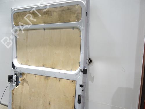 Right slide door PEUGEOT BOXER Van 2.2 BlueHDi 140 | BP29350869C75 