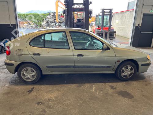 Used Parts RENAULT MEGANE I (BA0/1_)  1.4 16V (BA0D, BA1H, BA0W, BA10)  4614584