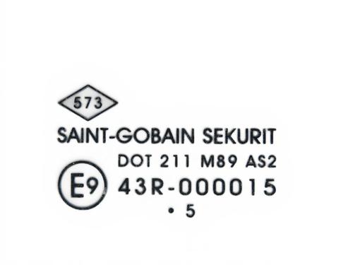 rear-left-door-window-dacia-sandero-ii-2012-36372836 main image
