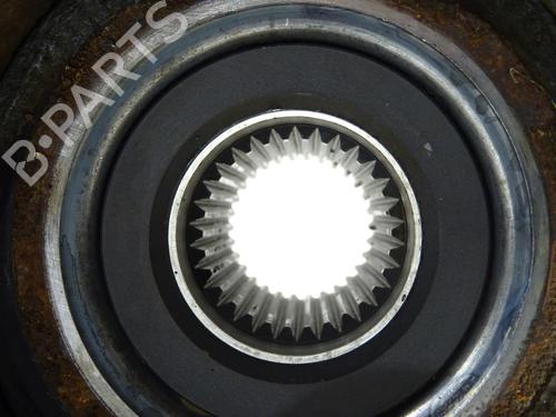 Used Right front steering knuckle Right front steering knuckle PORSCHE CAYENNE (9PA) Turbo S 4.5 (500 hp) 24145923 24145923