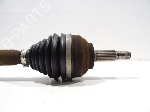 Used Right front driveshaft Right front driveshaft RENAULT LAGUNA I (B56_, 556_) 1.9 dTi (B56J) (98 hp) 28611974 28611974