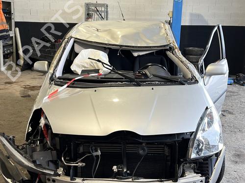 Brugte TOYOTA COROLLA Verso (ZER_, ZZE12_, R1_) 2.2 D-4D (AUR10_, AUR10R) (136 hp) 4438632