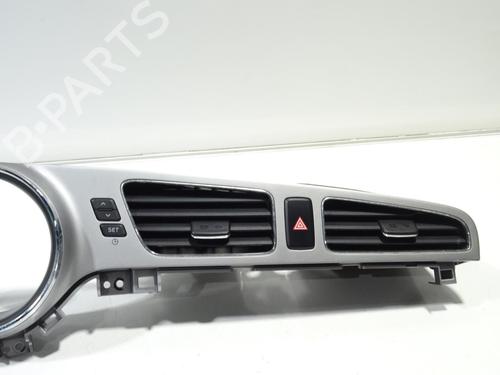 Used Air vent Air vent KIA CEE'D Sportswagon (JD) 1.6 GDI (135 hp) 26954363 26954363