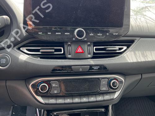 Right front window switch HYUNDAI i30 Estate (PDE) 1.0 T-GDI | BP39085939I26 - Image 22
