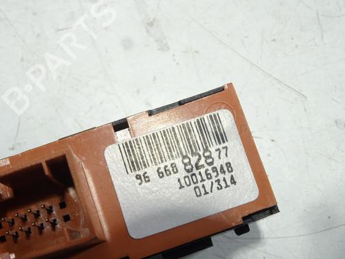 switch-citroen-ds4-nx_-2011-2012-2013-2014-2015-27154236 main image