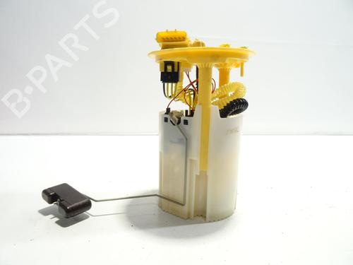 Used Fuel pump RENAULT MEGANE IV Hatchback (B9A/M/N_) 1.6 dCi 130 (B9A4) (130 hp) 20178004