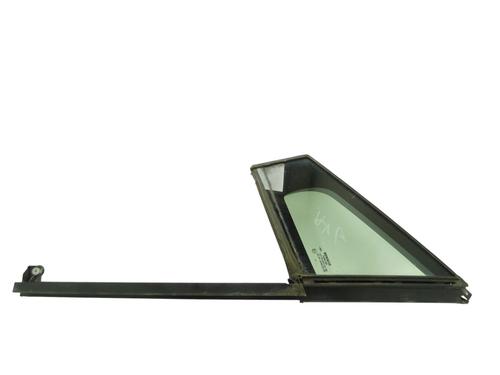 front-left-quarter-glass-renault-clio-iv-bh_-2012-2013-2014-2015-2016-2017-2018-2019-2020-2021-37707825 main image