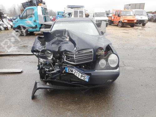 Used Parts MERCEDES-BENZ E-CLASS (W210) E 320 (210.065) 1819473