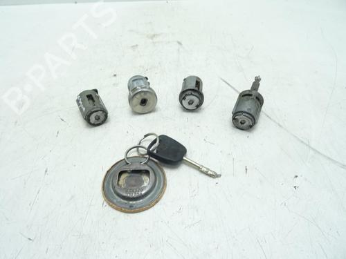 Used Ignition barrel FORD FOCUS I (DAW, DBW) 1.6 16V (100 hp) 32267324