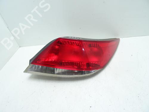 Used Right taillight OPEL ASTRA H TwinTop (A04) 1.9 CDTi (L67) (150 hp) 32250069