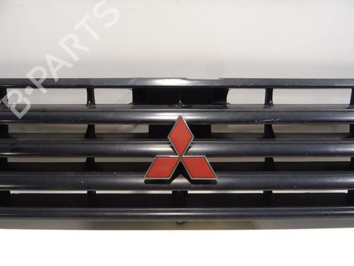 Grille MITSUBISHI PAJERO II (V3_W, V2_W, V4_W, V5_W) 2.5 TD 4WD (V24W) | BP30106801C40 