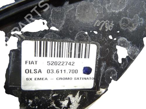 left-taillight-fiat-500x-334_-2014-39697258 main image