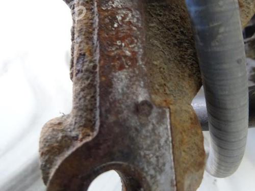 Used Left rear steering knuckle DACIA DUSTER (HS_) 1.5 dCi 4x4 (109 hp) 20045646