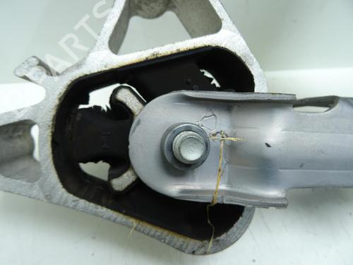 Engine mount MERCEDES-BENZ A-CLASS (W176) A 160 CDI / d (176.011) | BP31848102M89