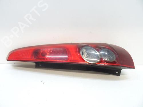 Used Right taillight FORD FIESTA V (JH_, JD_) 1.4 TDCi (68 hp) 20176735