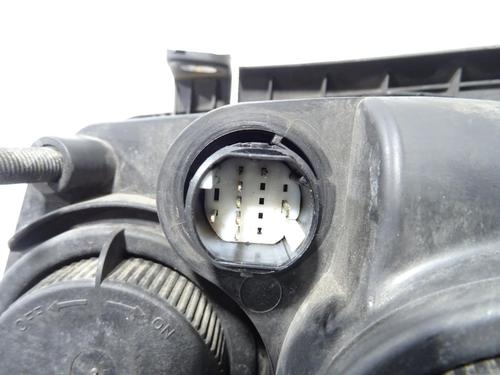 Right headlight ALFA ROMEO 159 (939_) 2.4 JTDM (939AXD12, 939AXD1B) | BP29589341C29 