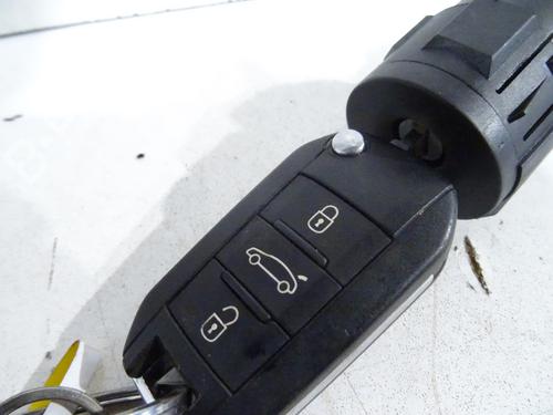 Electronic module CITROËN C5 III Break (RW_) 2.0 HDi | BP31998101M83  - Image 13