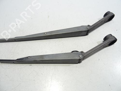 Vindspejlsviskerarm KIA CARENS I MPV (FC, FJ) 2.0 CRDi | BP30648357C143