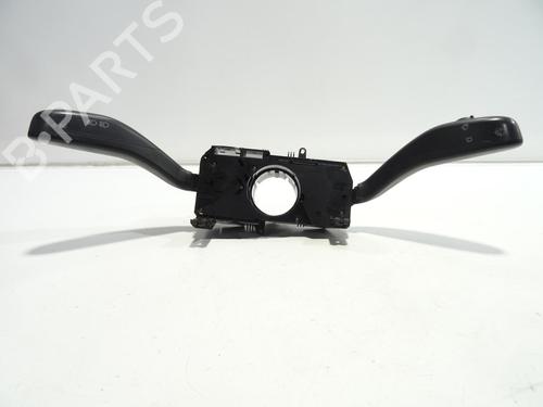 Used Steering column stalk VW POLO (9N_, 9A_) 1.4 TDI (75 hp) 20484017