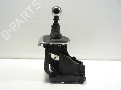 Used Gear lever CITROËN DS4 (NX_) 1.6 HDi 115 (114 hp) 27999773