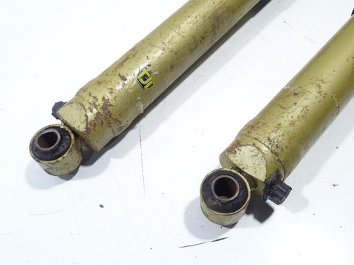 Used Right rear shock absorber Right rear shock absorber TOYOTA LAND CRUISER 80 (_J8_) 4.2 TD (HDJ80) (160 hp) 32779982 32779982