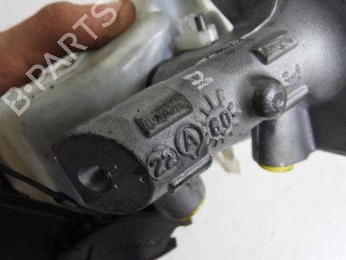 Used Brake master cylinder BMW 1 Coupe (E82) 120 d (177 hp) 20045136