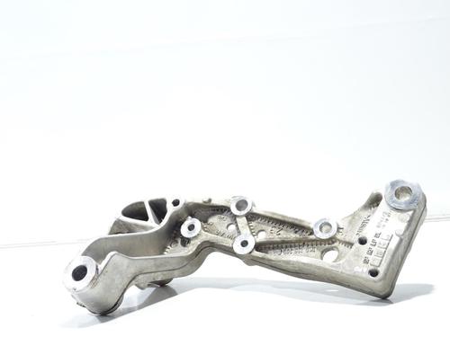 Venstre fortil bærearm VW EOS (1F7, 1F8) 2.0 TDI (140 hp) 30546183