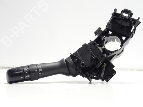 Used Switch TOYOTA RAV 4 III (_A3_) 2.2 D 4WD (ALA30_, ALA30R) (177 hp) 32507083