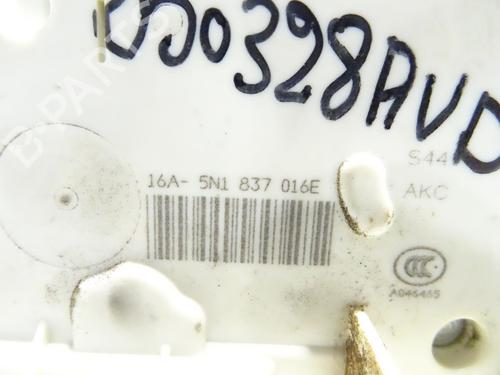 Front right lock VW TIGUAN (5N_) 2.0 TDI | BP28164551C97 