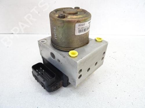Used ABS pump ABS pump SUZUKI IGNIS I (FH) 1.3 (HV51, HX51, RG413) (83 hp) 20063736 20063736