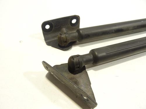 Used Tailgate lift support Tailgate lift support PEUGEOT 208 I (CA_, CC_) 1.6 HDi / BlueHDi 75 (75 hp) 27972903 27972903