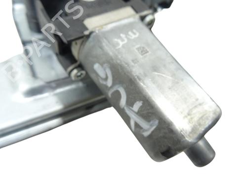 Used Front left window mechanism Front left window mechanism CITROËN C3 III (SX) 1.2 THP 110 (SXHNPS, SXHNZT, SXHNZ6) (110 hp) 35888571 35888571