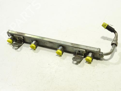 Used Injection rail Injection rail 29142588 29142588