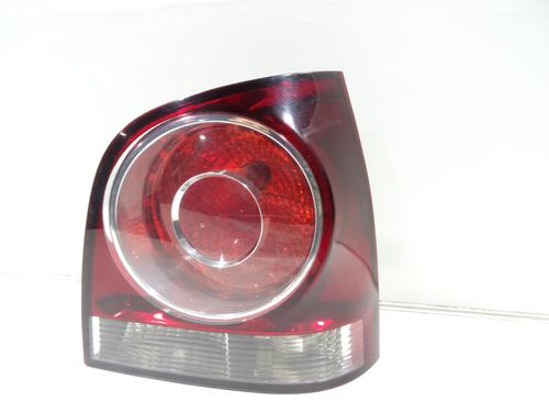 Højre baglygte VW POLO IV (9N_, 9A_) 1.4 TDI (70 hp) 29935366