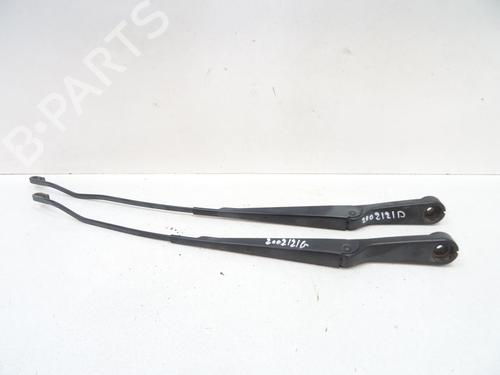 Used Front windshield wiper arm LAND ROVER FREELANDER I (L314) [1998-2006]  20066961