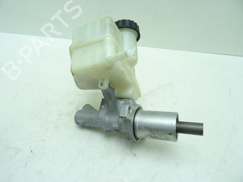 brake-master-cylinder-mercedes-benz-c-class-w204-2007-2008-2009-2010-2011-2012-2013-2014-2015-26388186 main image
